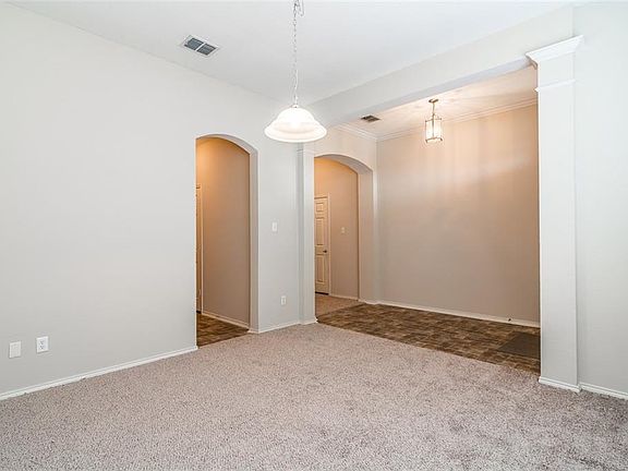 3rd image of 421 Acklington Dr