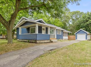 1658 Willis Ave NW, Grand Rapids, MI 49504