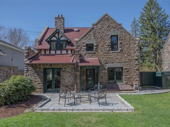 57 Clubhouse Road, Tuxedo Park, NY 10987