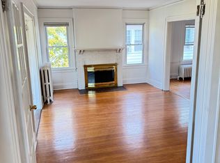 137 Dover Rd, West Hartford, CT 06119