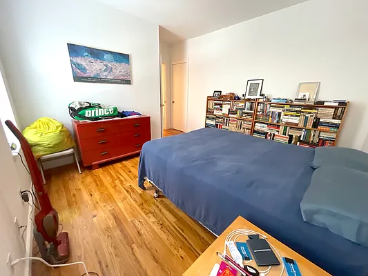 Rented by Kiess Realty, L.L.C. | media 10