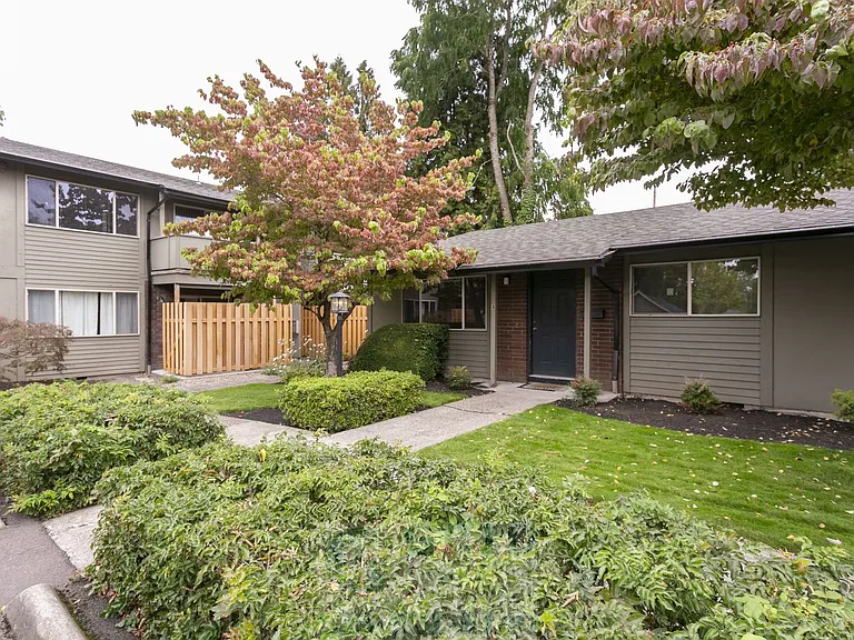 5105 SE Stark St #A — Photo 19