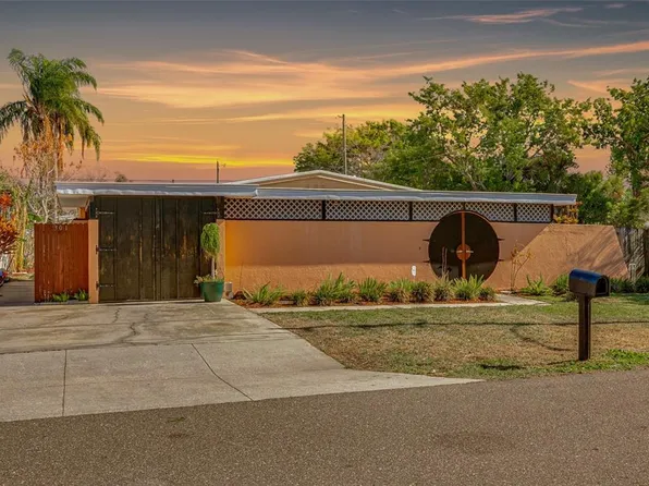 301 161st Ave, Redington Beach, FL 33708