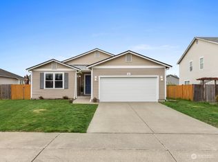 203 Nelsen St NE, Orting, WA 98360