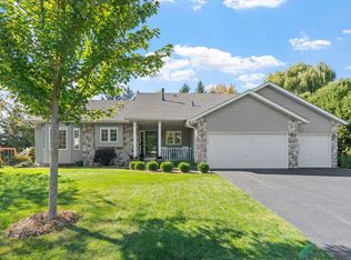 203 Carver Creek Pl, Carver, MN 55315