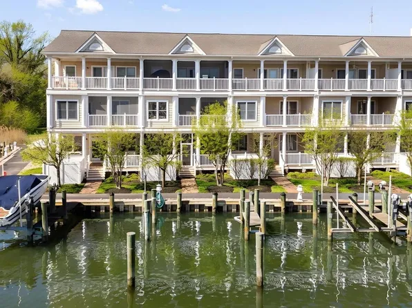 202 Muir St #202, Cambridge, MD 21613
