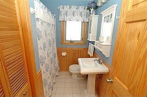 New Bath w/ Whirlpool Tub