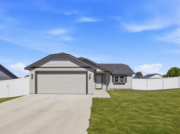 121 Bitters Loop, Grandview, WA 98930