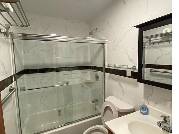 3rd image of 4718 Fort Hamilton Pkwy #2