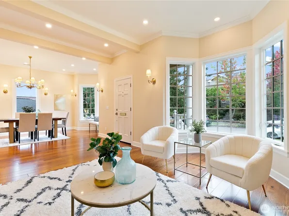 5212 S Mayflower Street, Seattle, WA 98118