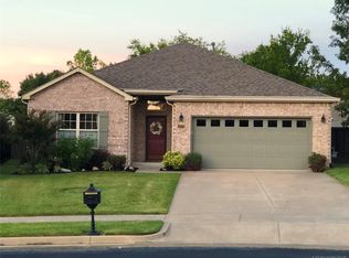 10729 S Masters Cres W, Jenks, OK 74037