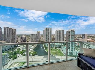 31 SE 5th St APT 3819, Miami, FL 33131