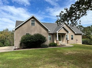 12735 Heckenridge Dr, Rolla, MO 65401
