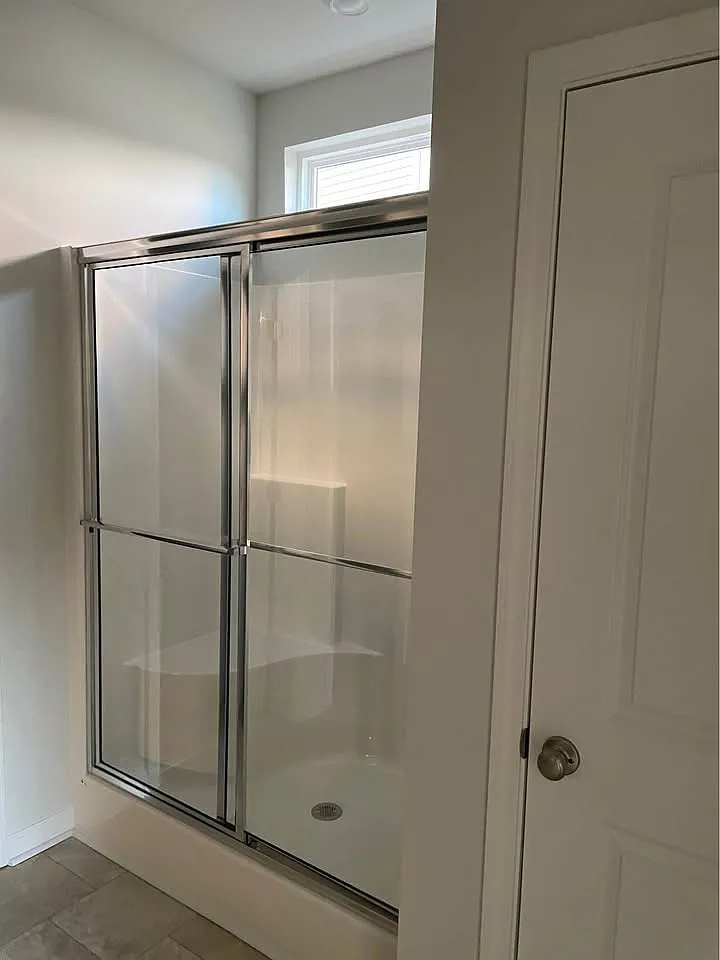 4 bed, 2660 sqft, $2,700 — Photo 4
