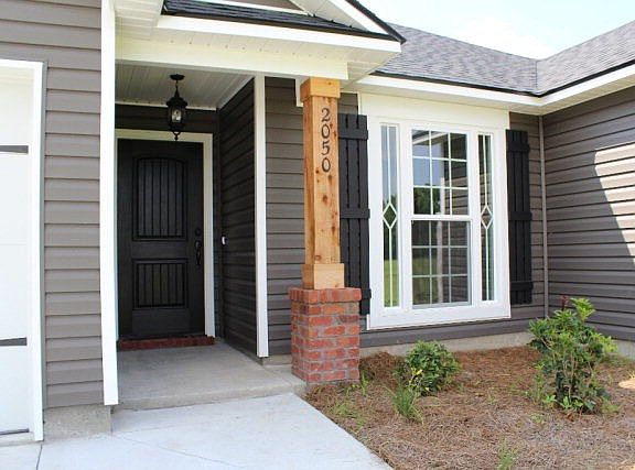 4th image of 2050 Holland Cir