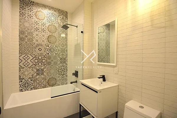 Rented by Yaffa Realty LLC | media 41