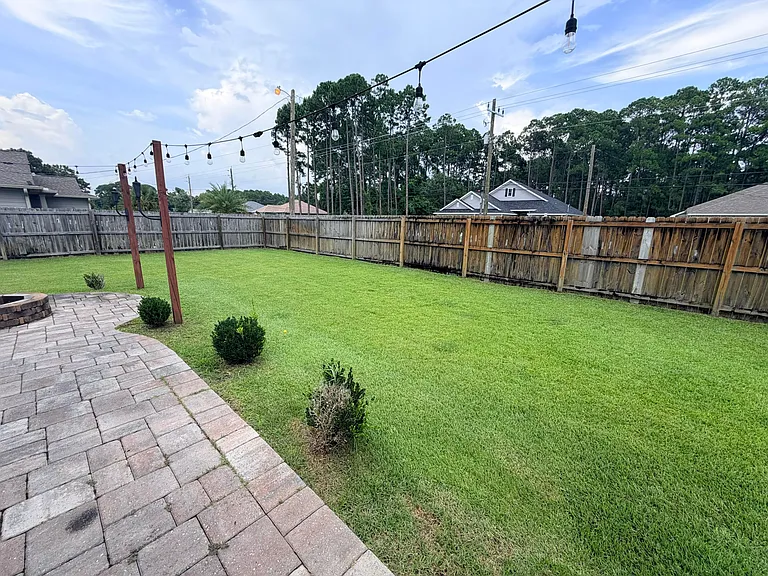 9186 Sunset Dr — Photo 28