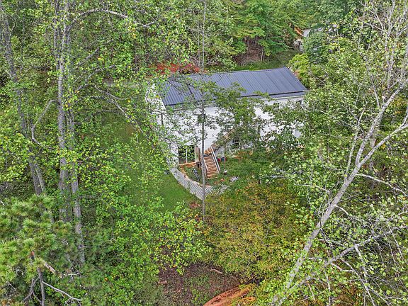 3rd image of 1260 Big Oak Ln