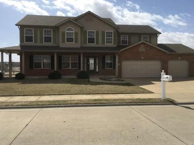 40 Whistling Straits Dr, Highland, IL, 62249