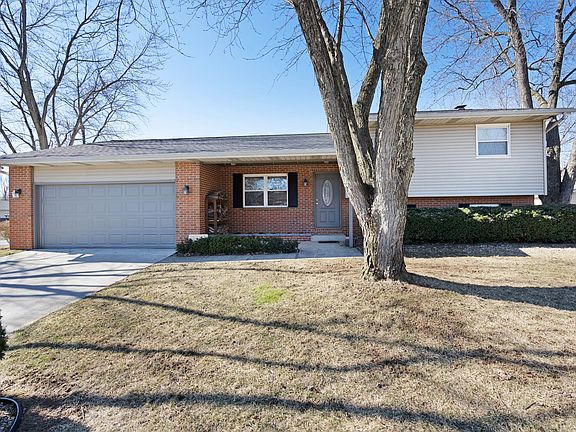 2nd image of 5712 Countrie Glen Dr