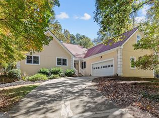 914 Roberts Way, Lawrenceville, GA 30043