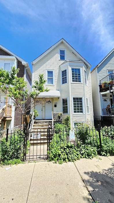 1st image of 1637 N Keeler Ave #1