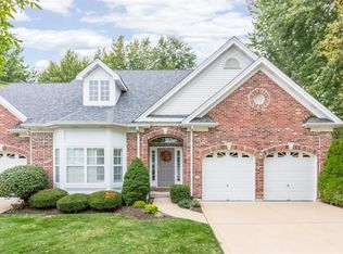 347 Waverly Place Ct, Chesterfield, MO 63017