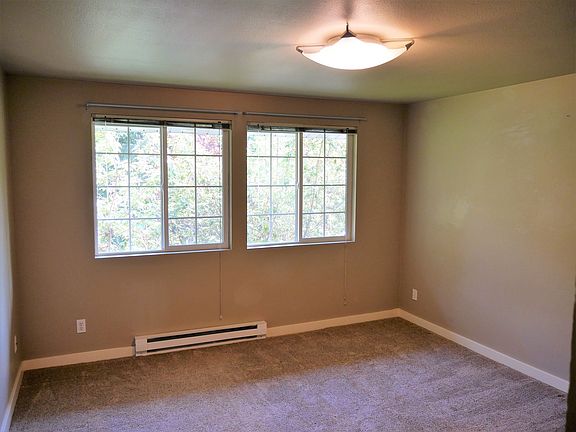 5th image of 9838 NE 122nd St APT Q303