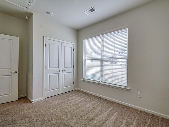 4th image of 542 New Cut Meadows Rd