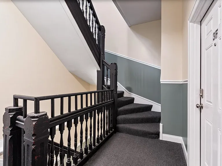 1946 S Racine Ave #3R — Photo 19