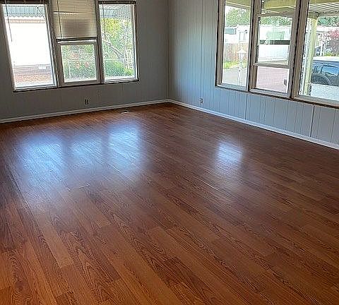 4th image of 1342 Samuel Dr