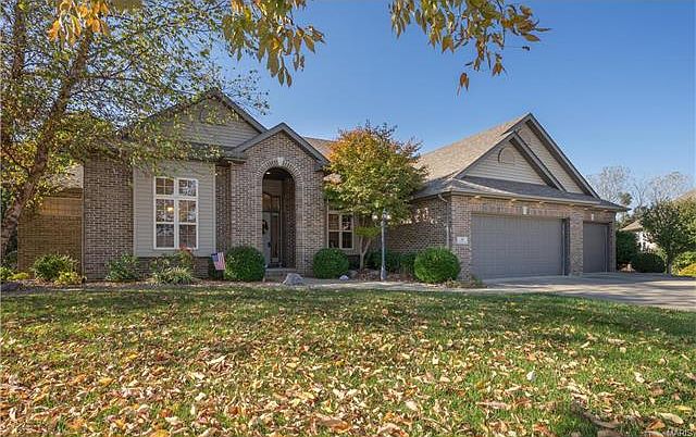 1st image of 18 Ashford Oaks Ct