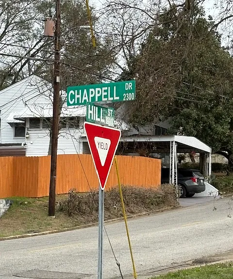 2300 Chappell Dr — Photo 5