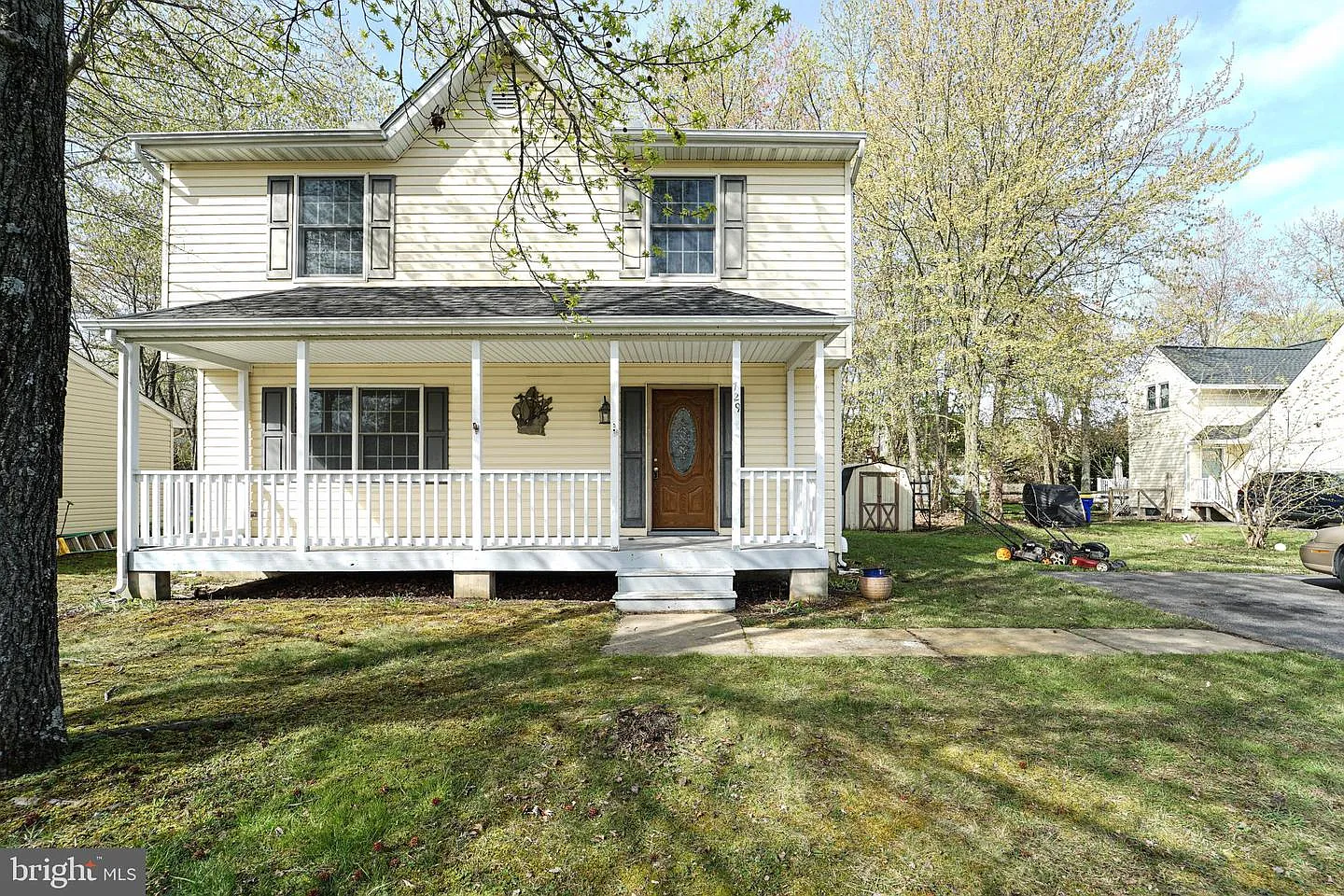 729 Davol Rd photo 1