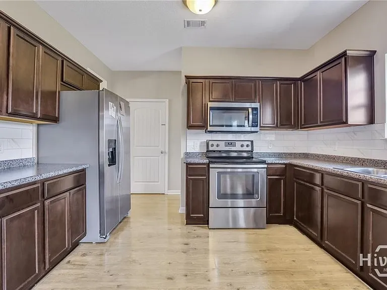 1597 Longleaf Ct — Photo 12