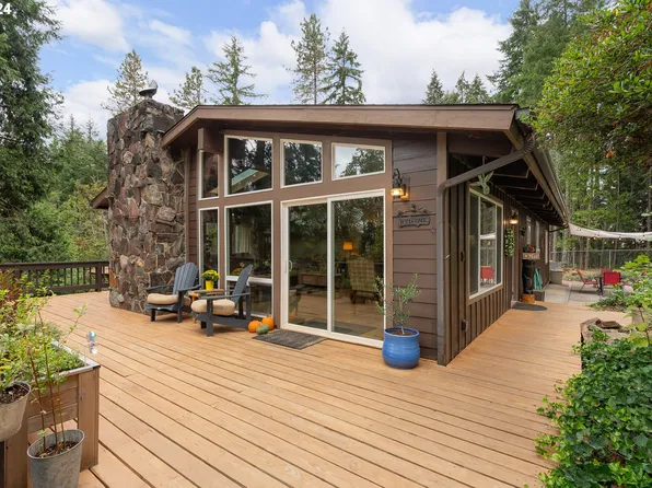 1335 Colonial Rd, Roseburg, OR 97471