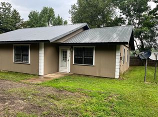 808 N 14th St #810, Ozark, AR 72949