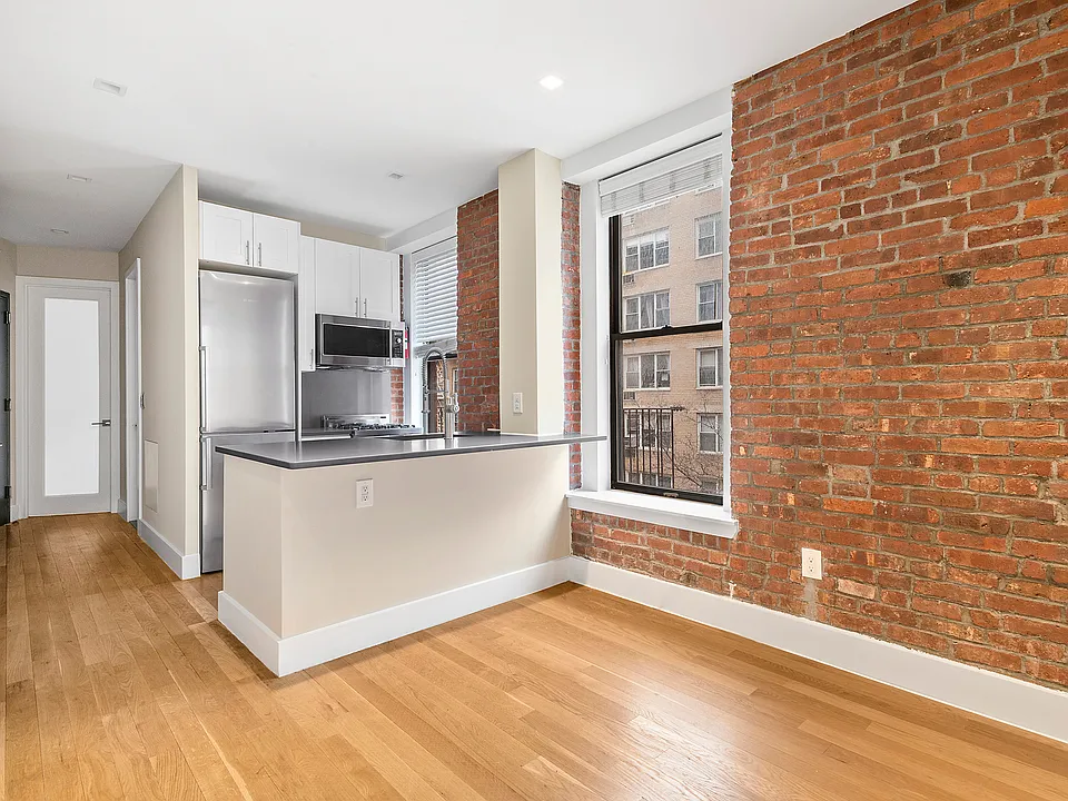 400 W 56th St #3A