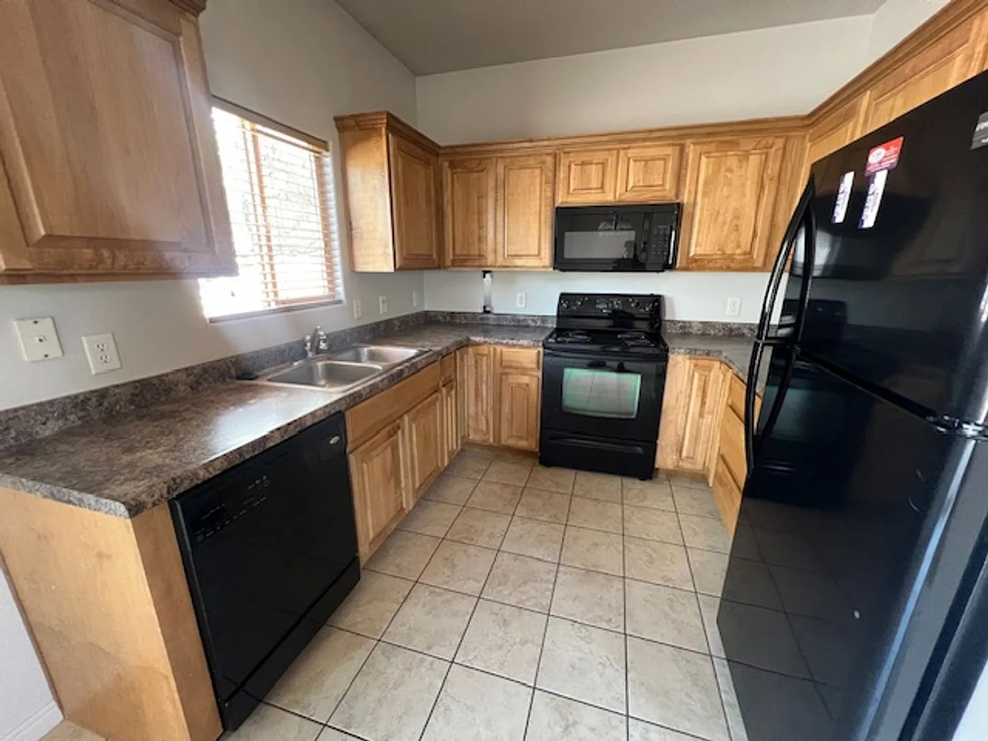 Grand Legacy Townhome — Photo 4