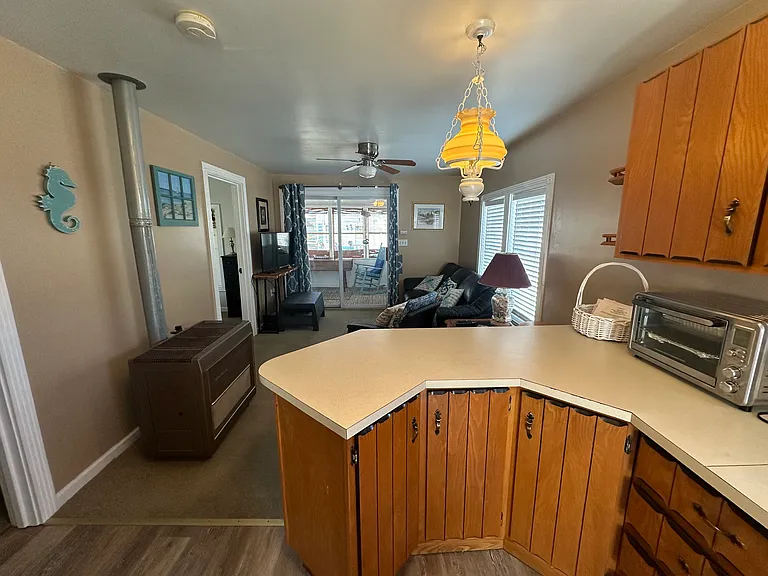 47 Brown Ave — Photo 2