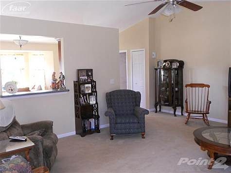 5th image of 6400 Royal Club Dr