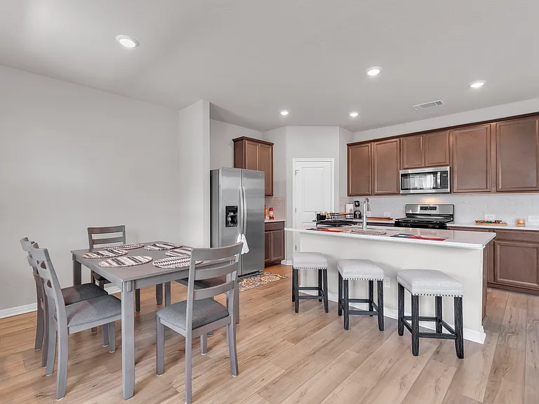 6401 Night Chinook Dr #1 — Photo 12