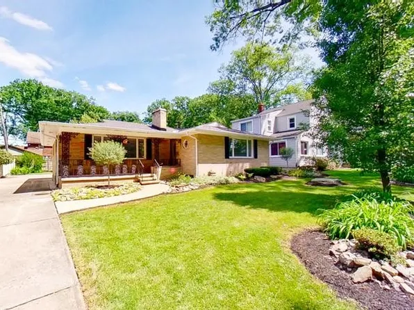 372 Roselawn Ave NE, Warren, OH 44483