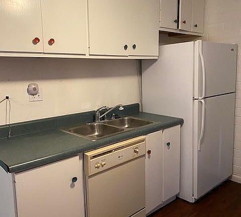 3rd image of 1745 S Jones Blvd #K111