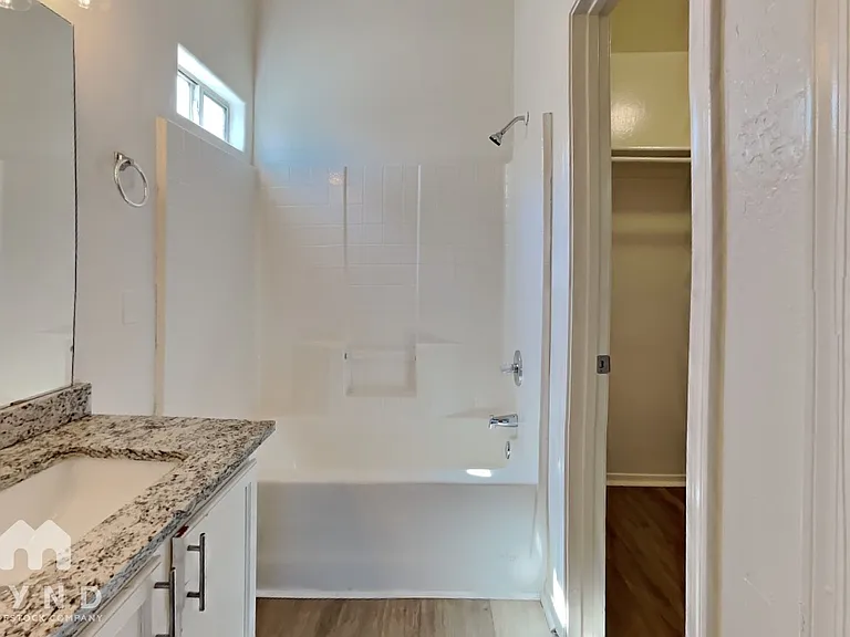 8520 W Palm Ln #1093 — Photo 10