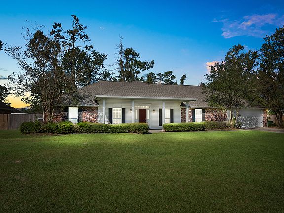 2nd image of 1131 Chariot Dr