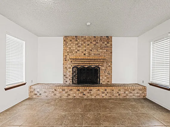 515 E Aspen St — Photo 3