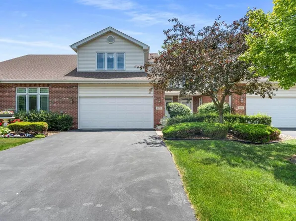 10711 Canterbury Dr, Mokena, IL 60448