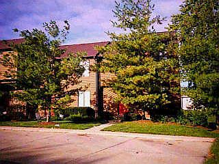 1st image of 4916 Columbia Cir