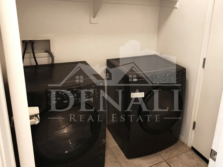 2155 E Calle Gran Desierto — Photo 12